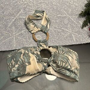 Tie back at the neck bralette